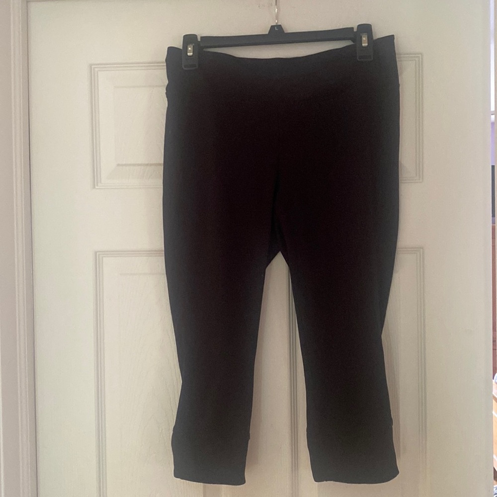 Medium Cropped Leggings